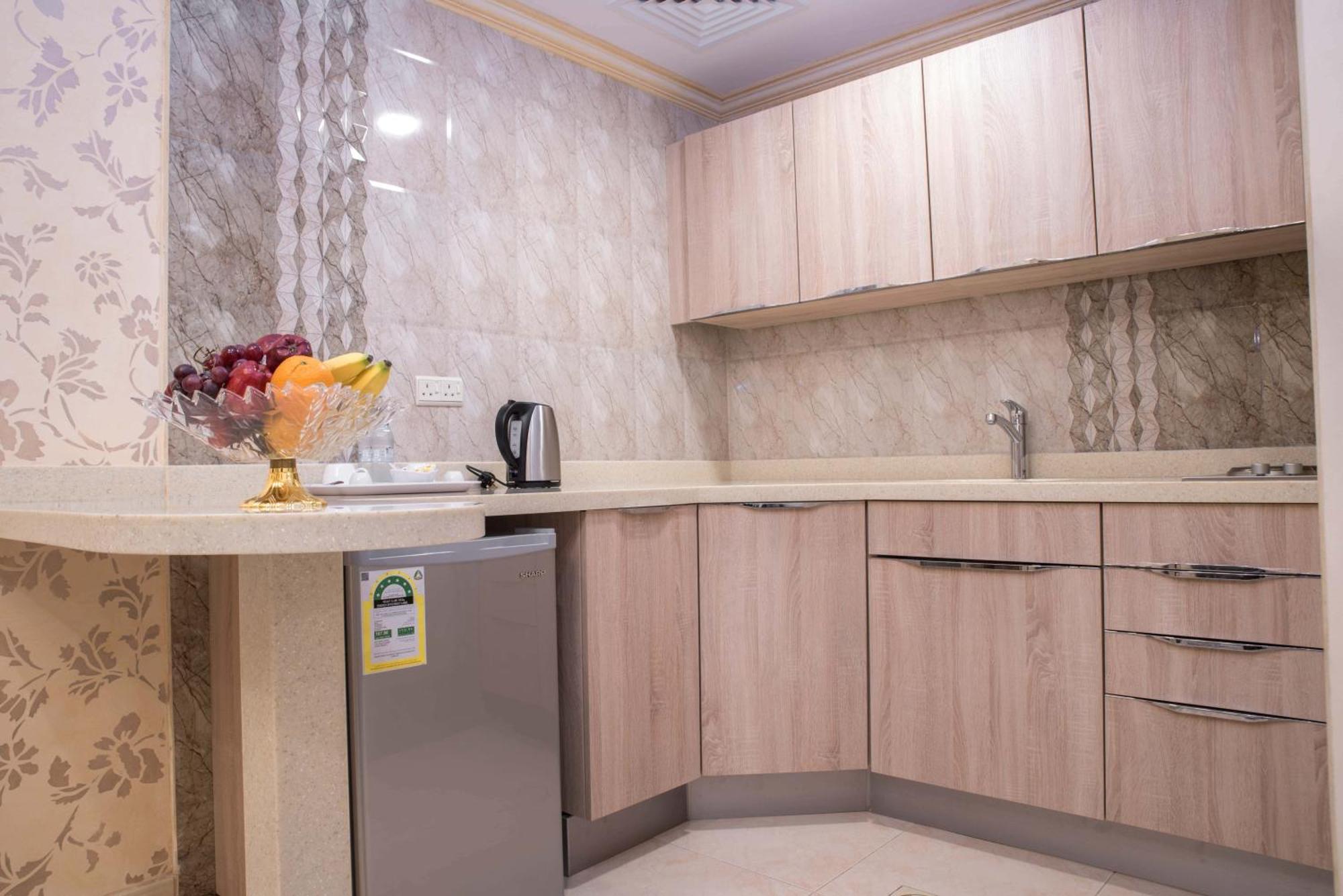 سارة للشقق الفندقية Sara Furnished Apartments Al-Hobar Kültér fotó