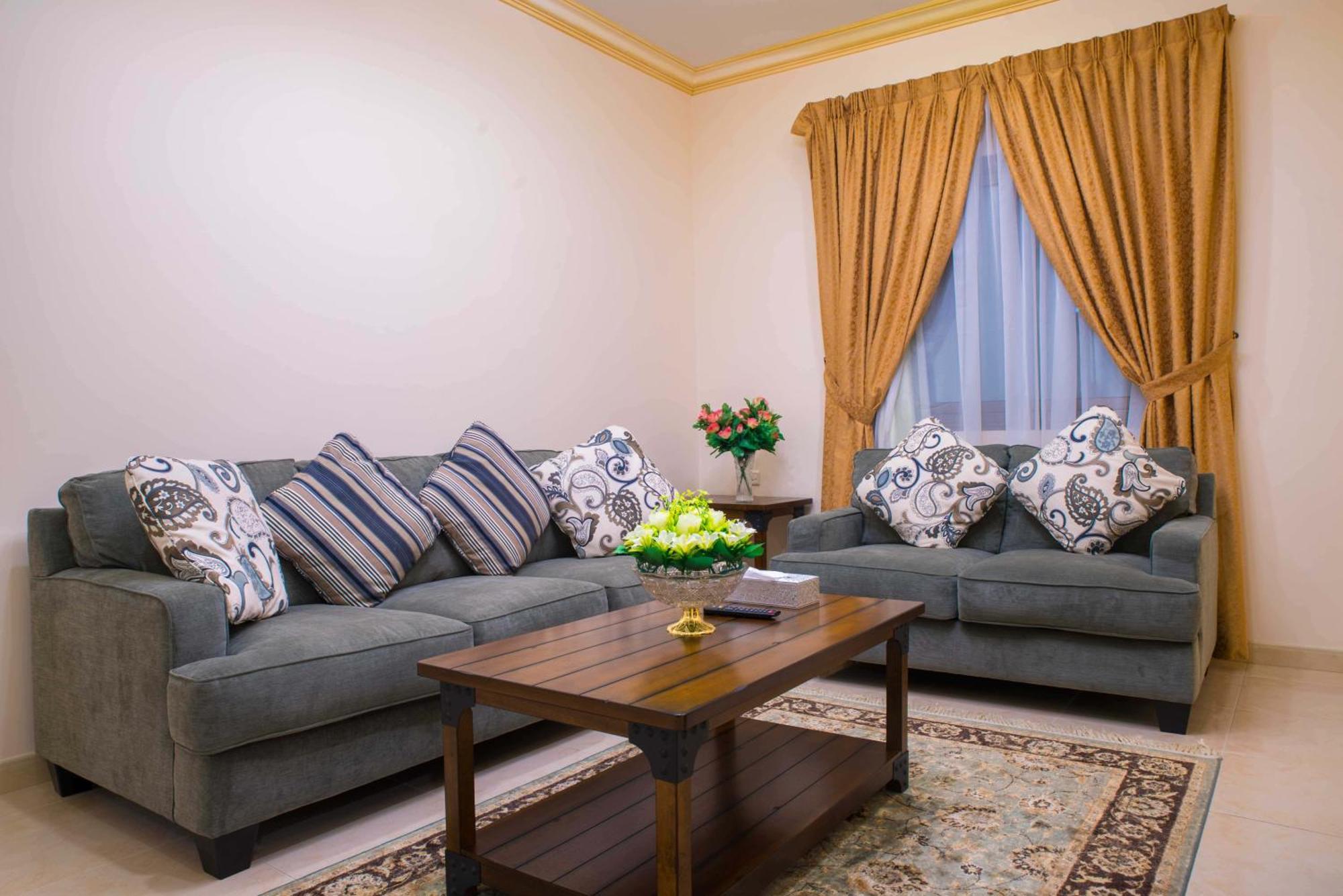 سارة للشقق الفندقية Sara Furnished Apartments Al-Hobar Kültér fotó